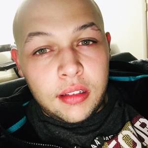 Meet your Posher, Quentin